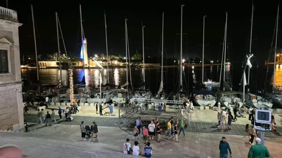 Вилла Centro Storico Mare Fuori Бриндизи Экстерьер фото